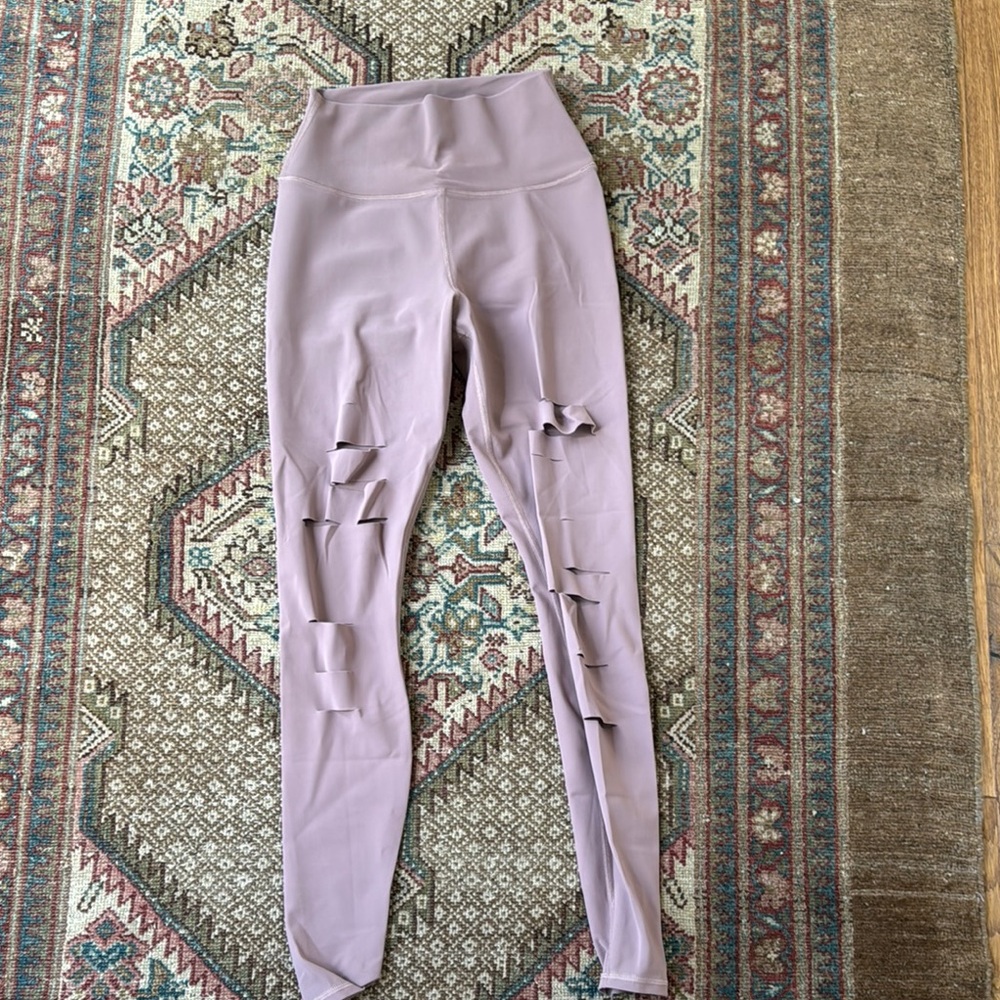 Alo Mauve  Rip-stop Leggings